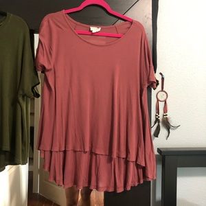 LA HEARTS pinkish flowy tshirt